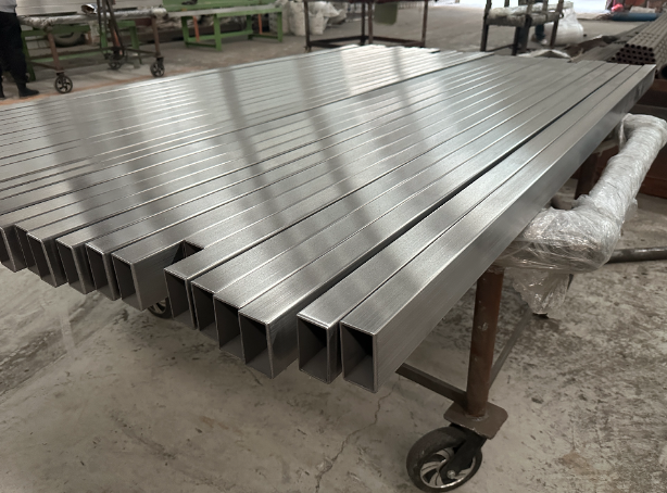 梁平新能源汽车用不锈钢方管 现货